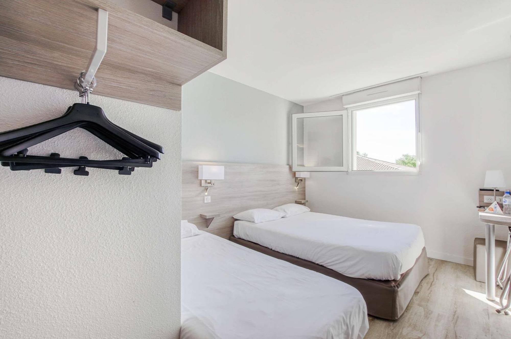 Brit Hotel Clermont-lʼHérault Εξωτερικό φωτογραφία