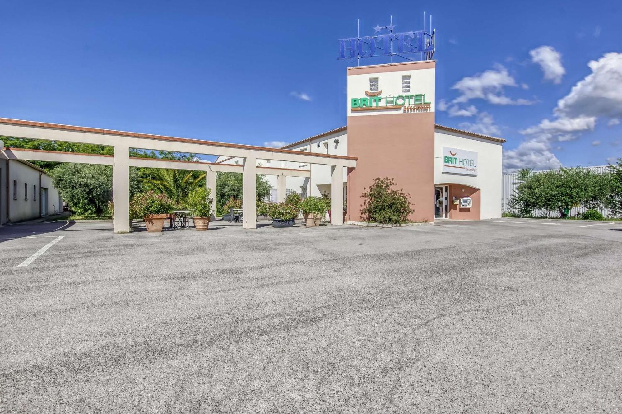 Brit Hotel Clermont-lʼHérault Εξωτερικό φωτογραφία